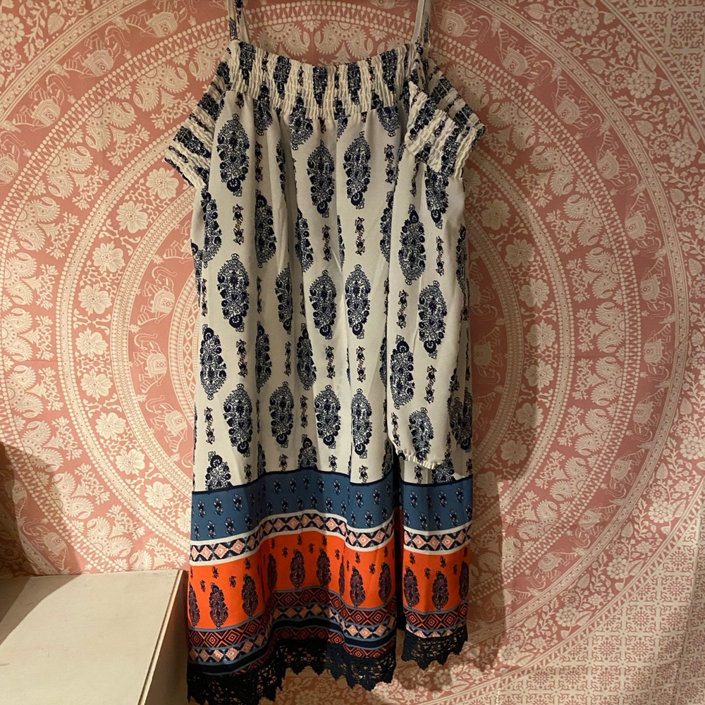 Cute Flowy Dress/ Open Shoulder